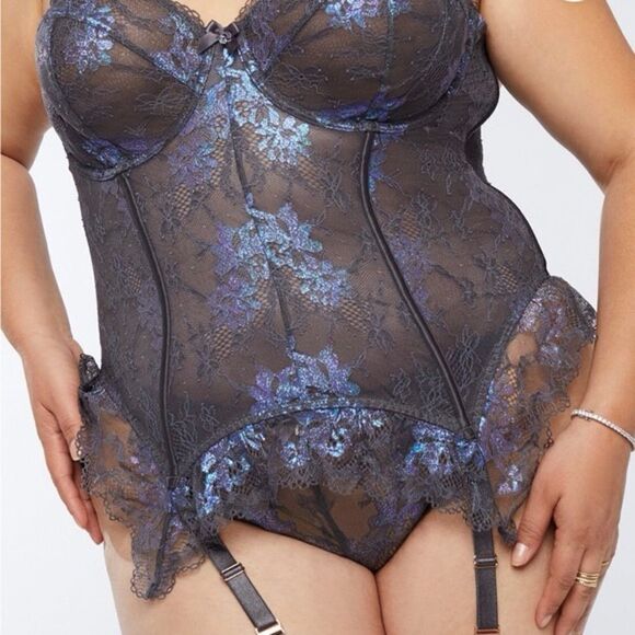 Savage X Fenty Corset - Picture 2 of 9